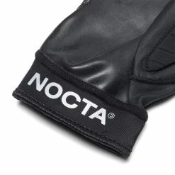 NIKE SUPERBAD 5.0 FOOTBALL GLOVES Scarves & Gloves