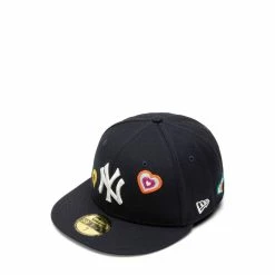 New Era Headwear 59FIFTY NY YANKEES CHAIN STITCH HEART FITTED CAP