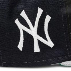 New Era 59FIFTY NEW YORK YANKEES PINWHEEL FITTED CAP Belts