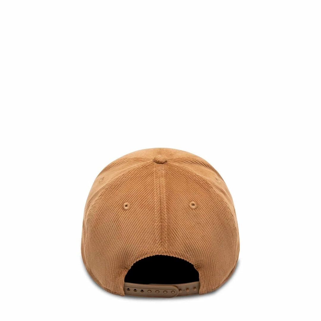 New Era 9FIFTY NEW YORK YANKEES SCRIPT CORDUROY CAP Belts