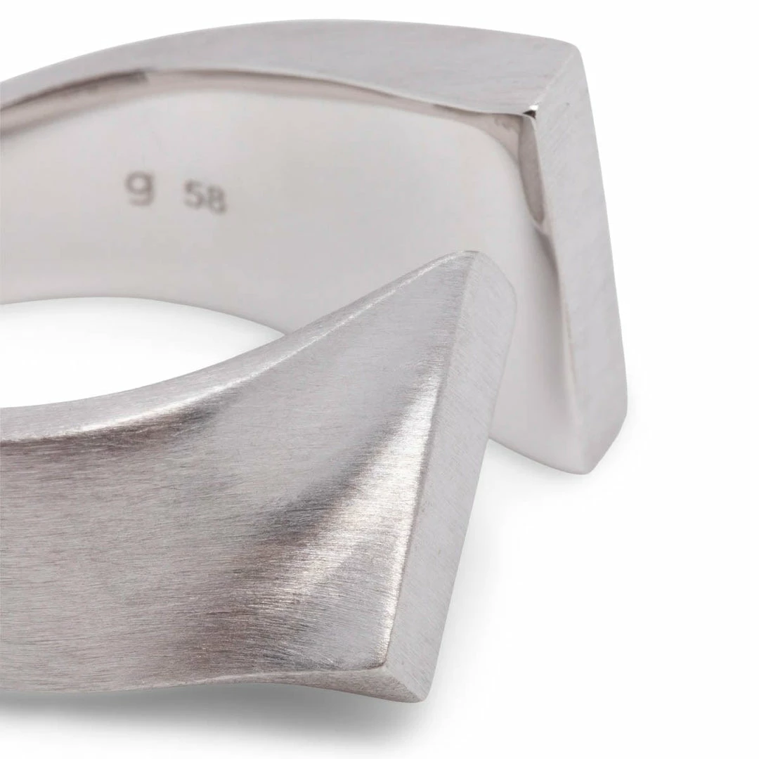 Tom Wood Belts TILT RING